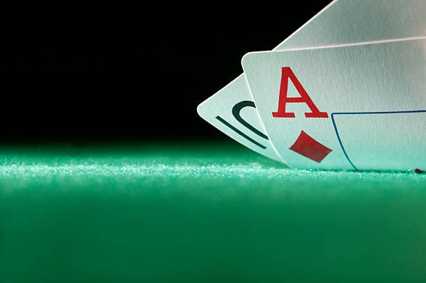 takasiplay platform interface showing sports betting and live casino games